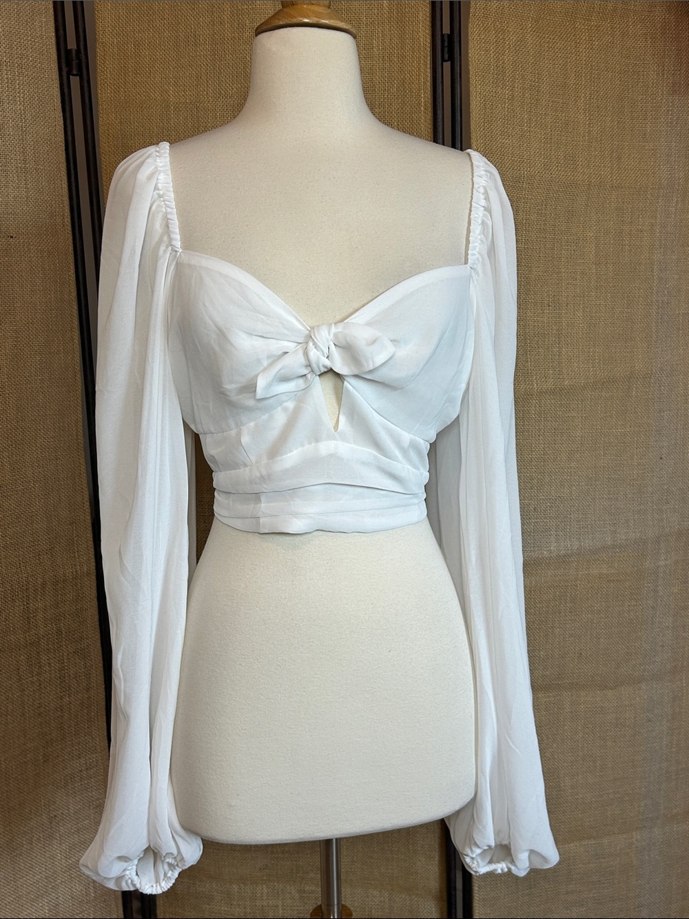 FOR LOVE & LEMONS trisha crop top in white balloon long sleeve size L - Picture 16 of 16